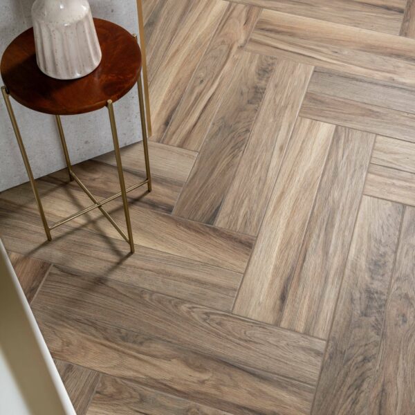 Bosco Castagno Wood Effect Porcelain Floor Tiles - Image 3