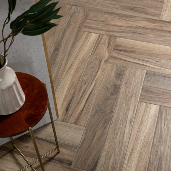 Bosco Castagno Wood Effect Porcelain Floor Tiles - Image 4