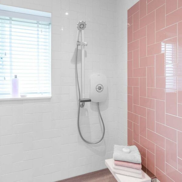 Flat Ceramic Whitechapel Gloss White Metro Tiles - Image 14