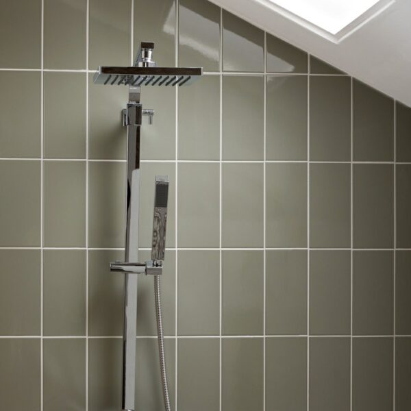 Flat Greenwich Gloss Green Metro Tiles