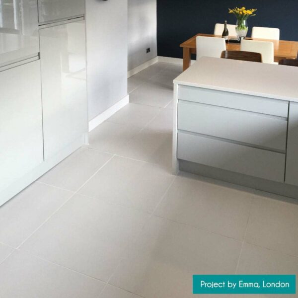 Matt Pure White Tile - Image 4