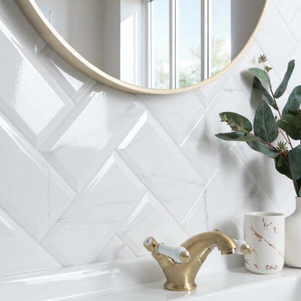 Vena Biana Bevelled Gloss Marble Effect Metro Tiles - Image 6