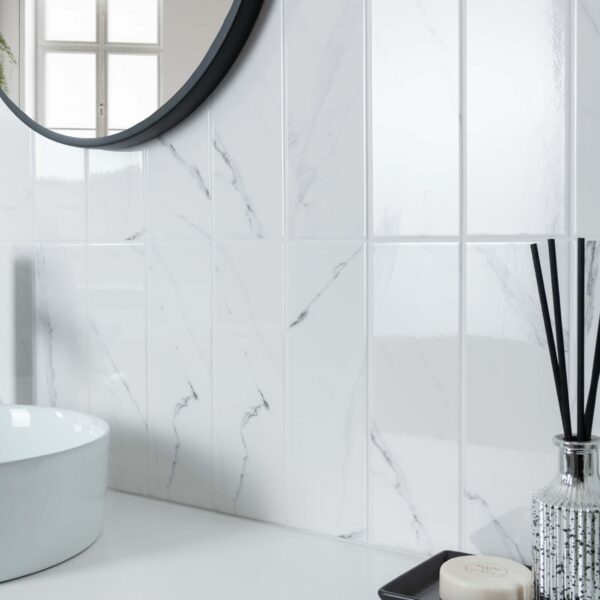 Vena Biana Flat Gloss Marble Effect Metro Tiles 30x10 - Image 3